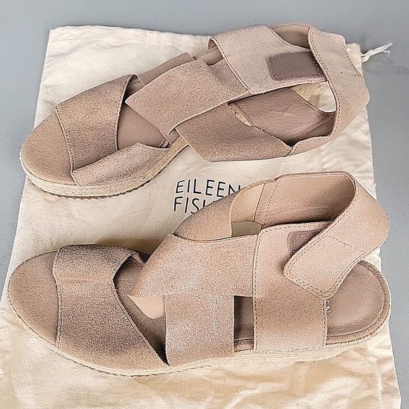 Eileen Fisher "Willow" Wedge Sandal - Picture 1 of 3